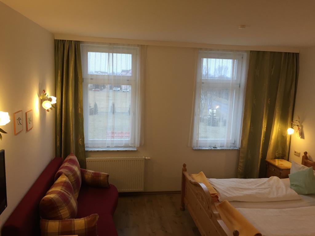 ארפורט Fuerstenhof Landgasthaus & Hotel מראה חיצוני תמונה